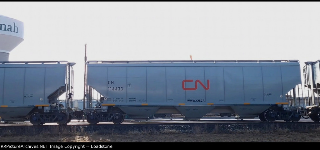 CN 114433